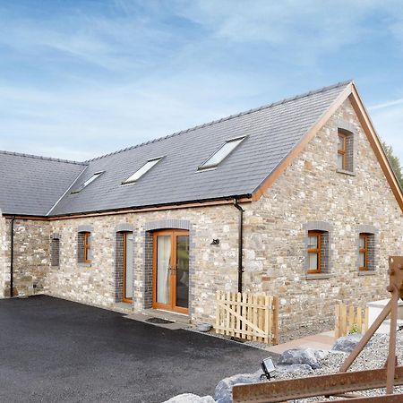 Y Beudy Bach Villa Pont-y-Berem Exterior photo